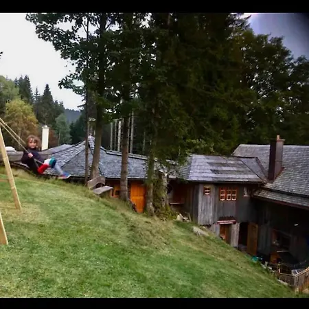 Schell-hütte Campingplatz *